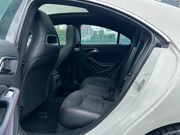 Mercedes-Benz CLA — фото 11