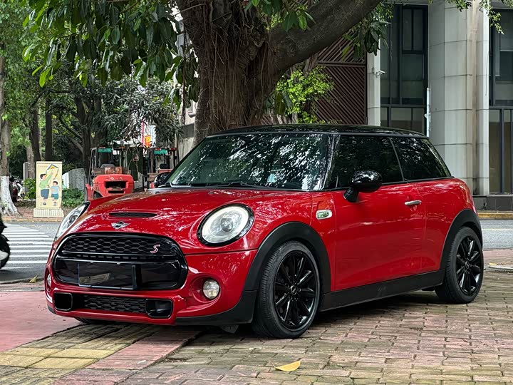 MINI Hatch — фото 1