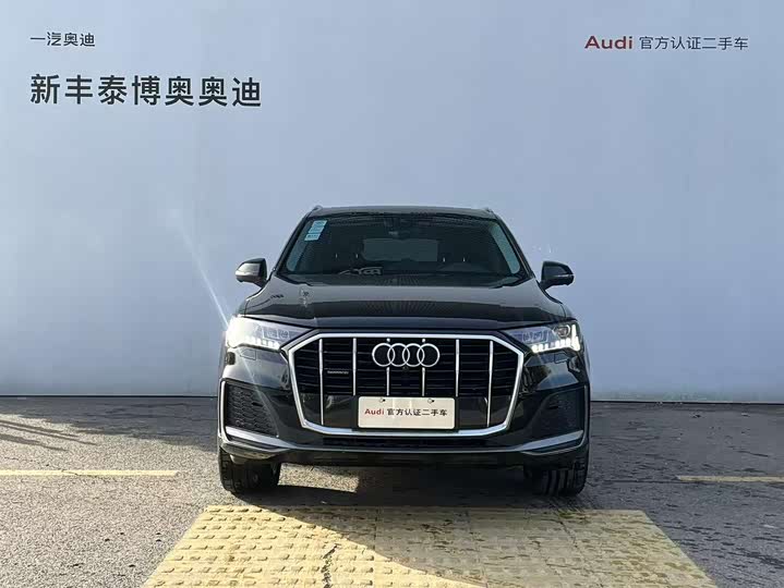 Audi Q7 2023 45 TFSI quattro S line Sport — фото 2