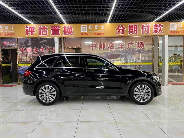 Mercedes-Benz GLC 2017 GLC 200 4 MATIC — фото 7