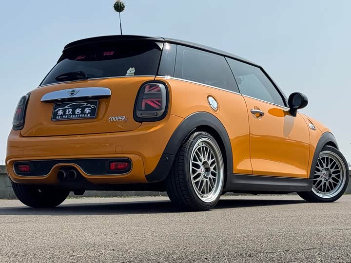 MINI Hatch — фото 10