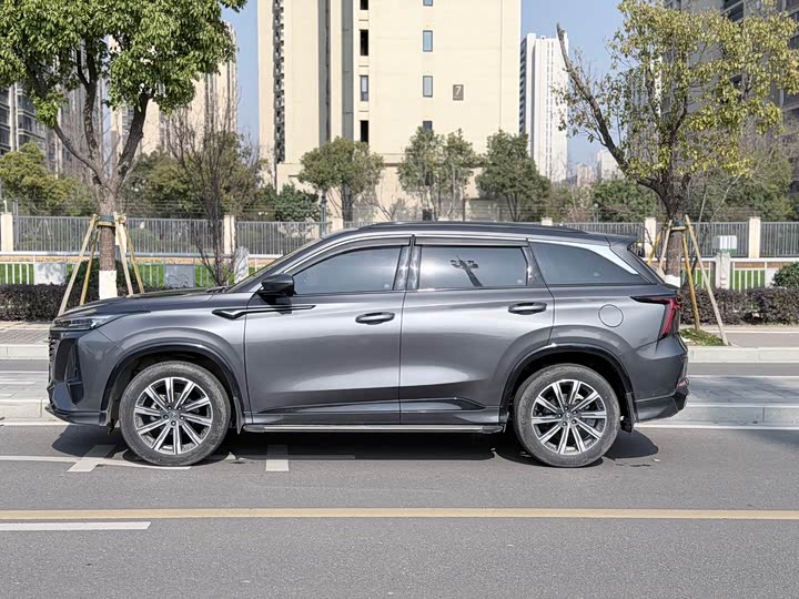 Changan CS75 PLUS 2023 1.5 T ATPremium — фото 4