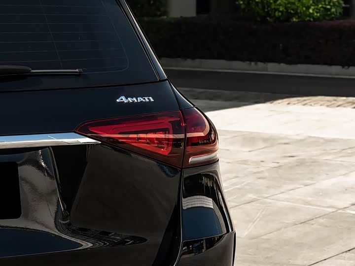 Mercedes-Benz GLE 2021 GLE 450 4 MATIC Luxury — фото 18