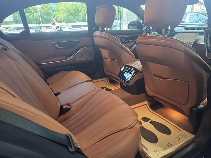 Mercedes-Benz S-Class S 400 L — фото 11