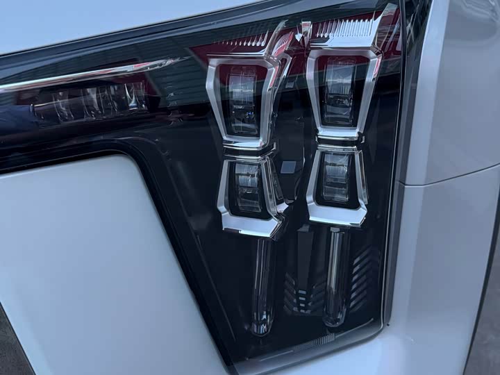 Trumpchi ES9 2024 PHEV 143km Max — фото 15