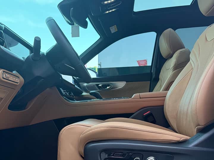 Trumpchi ES9 2024 PHEV 143km Max — фото 7