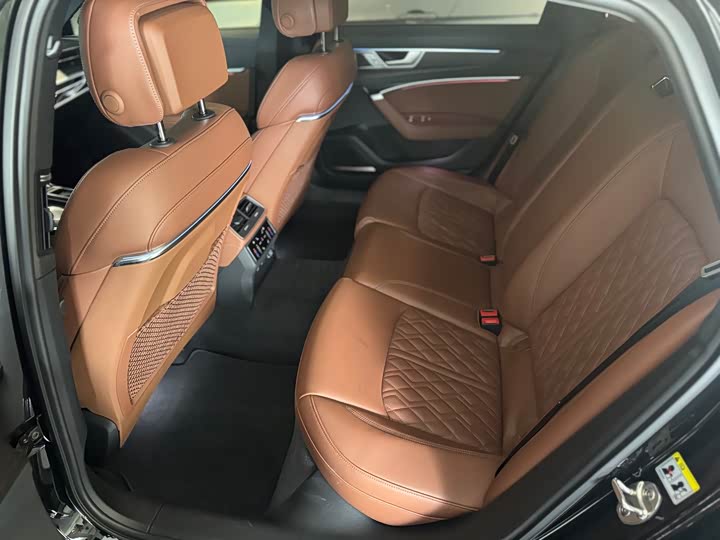 Audi A6L 2025 55 TFSI quattro — фото 10