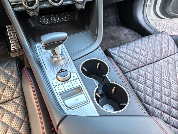 Genesis G 70 2021 2.0 T 4 WDFlagship — фото 13
