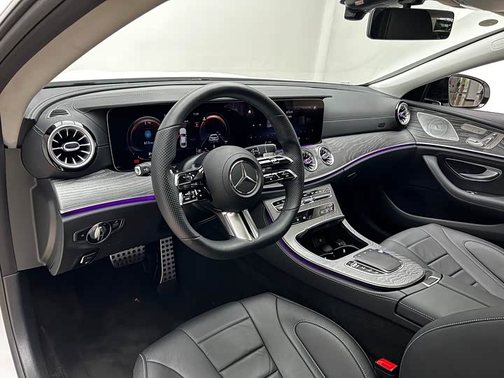 Mercedes-Benz CLS 2023 CLS 300 — фото 8
