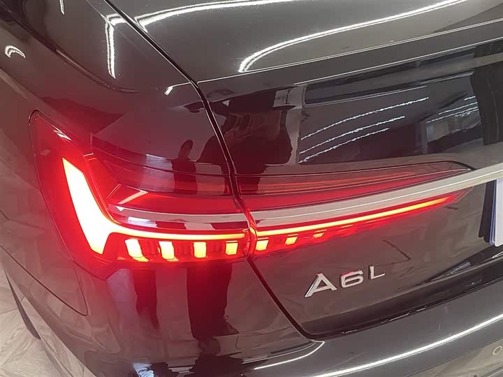 Audi A6L 2024 45 TFSI — фото 10