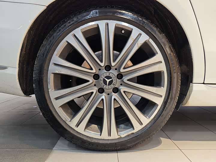 Mercedes-Benz E-Class 2016 E 300 L — фото 32