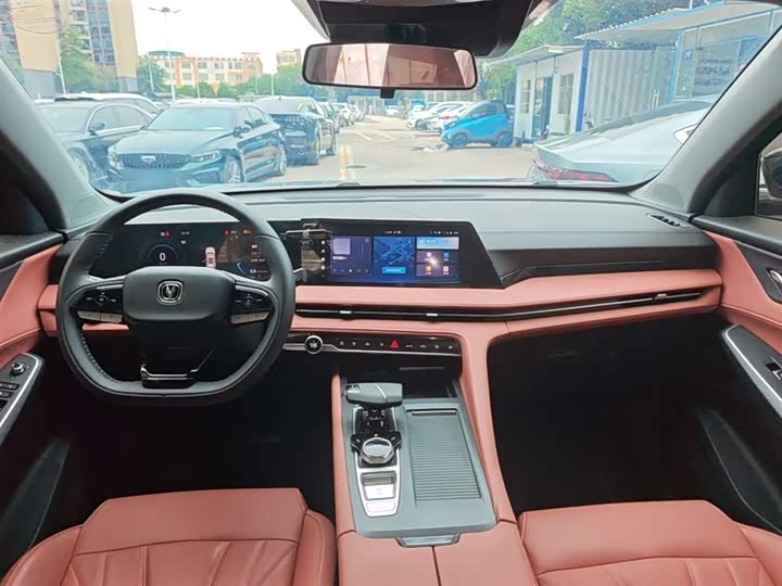 Changan CS75 PLUS 2024 1.5 T — фото 10