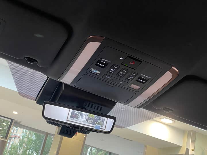 Toyota Vellfire — фото 28