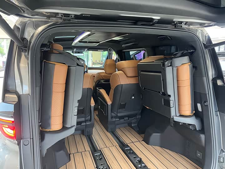 Toyota Vellfire — фото 37