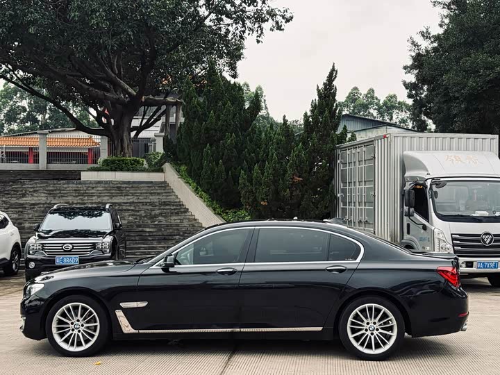 BMW 7-Series 2014 730 Li — фото 7