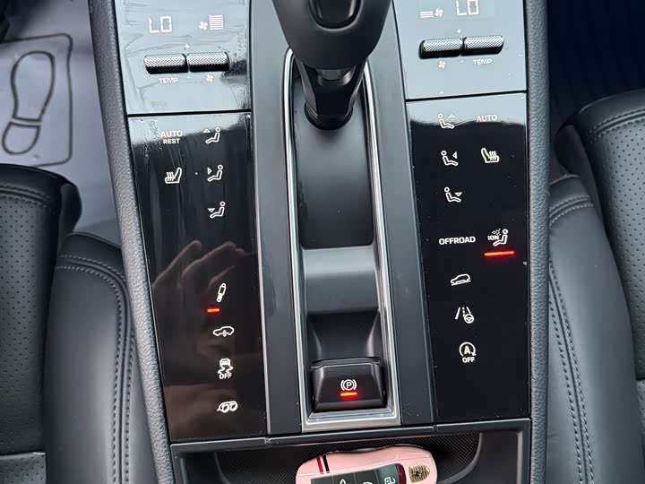 Porsche Macan 2022 Macan S 2.9 T — фото 18