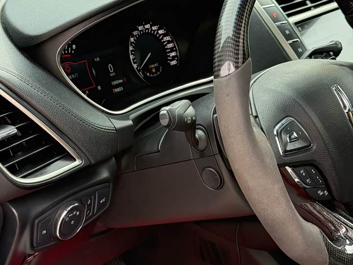Lincoln MKX 2015 2.0 T 4 WD — фото 9