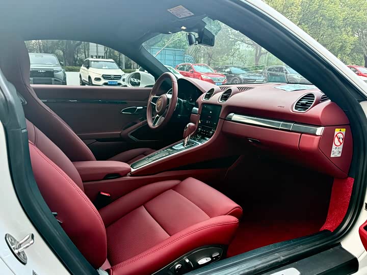 Porsche 718 2018 Cayman 2.0 T — фото 12
