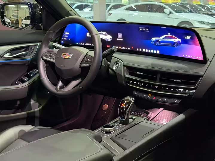 Cadillac CT5 2024 28 T Luxury Pro — фото 5
