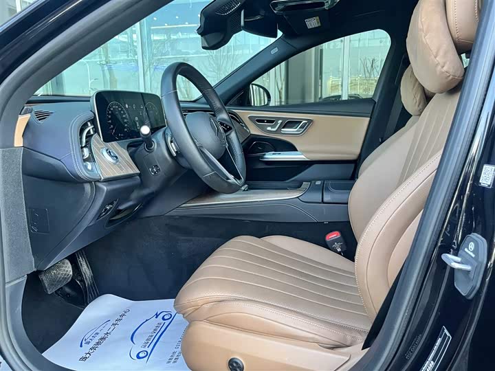 Mercedes-Benz E-Class 2024 E 300 L — фото 7