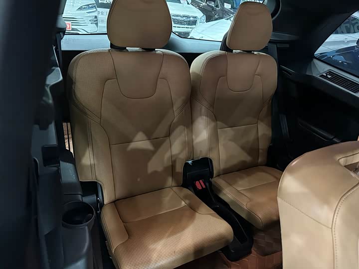 Volvo XC90 Hybrid 2018 E Hybrid T 8 7 — фото 9