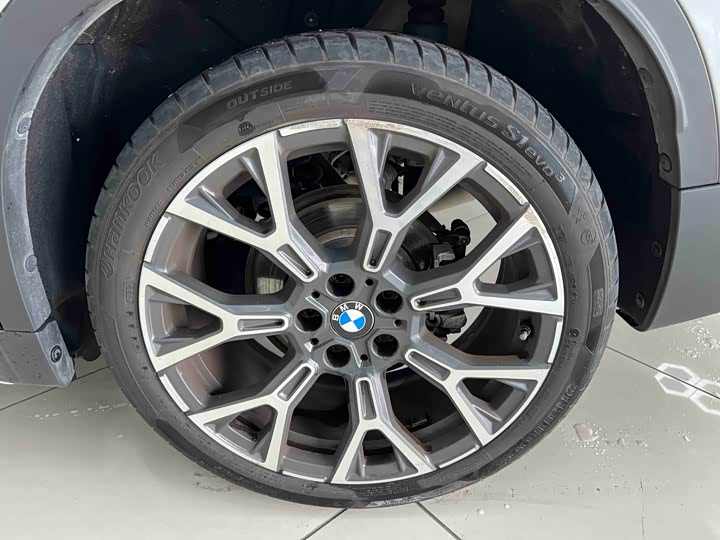 BMW X1 2022 x Drive 25 Li — фото 24