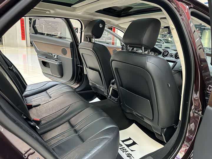 Jaguar XJ 2016 XJL 3.0 SC 2 WD — фото 10