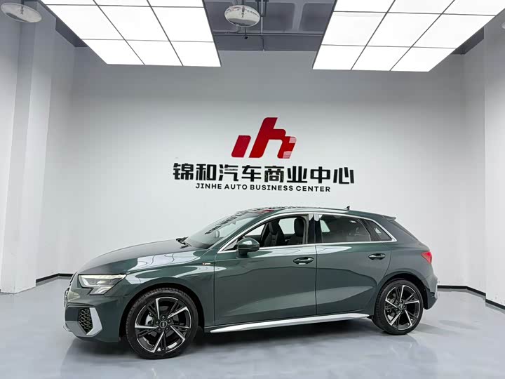 Audi A3 2024 Sportback 35 TFSI Sport — фото 5