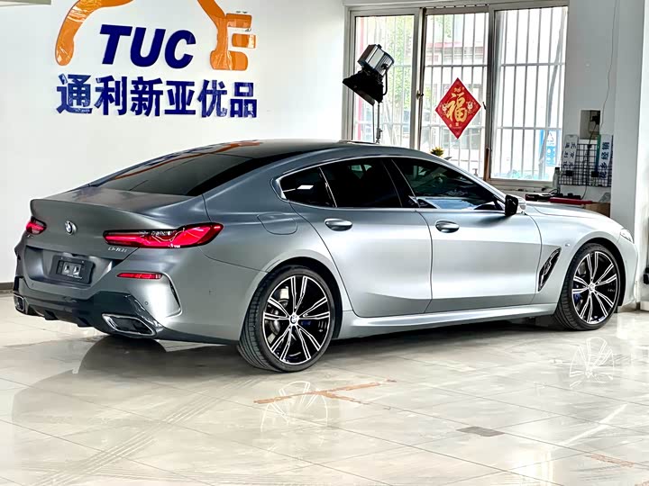 BMW 8-Series 2022 840i x Drive M — фото 7