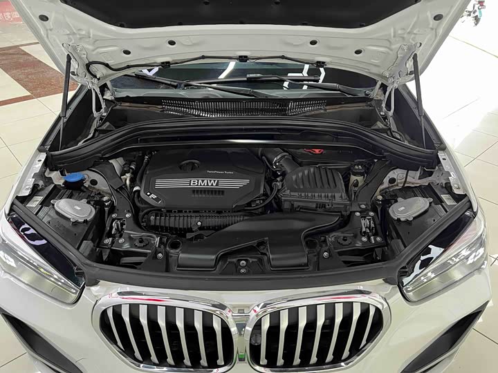 BMW X1 2022 x Drive 25 Li — фото 25