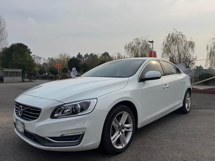 Volvo S60 2016 S 60 L T 5 — фото 1