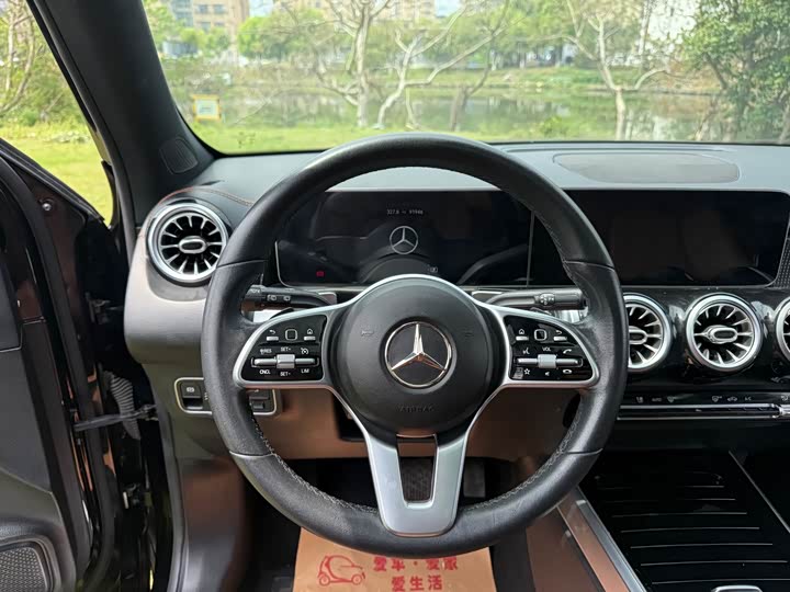 Mercedes-Benz GLB 2020 GLB 200 — фото 11