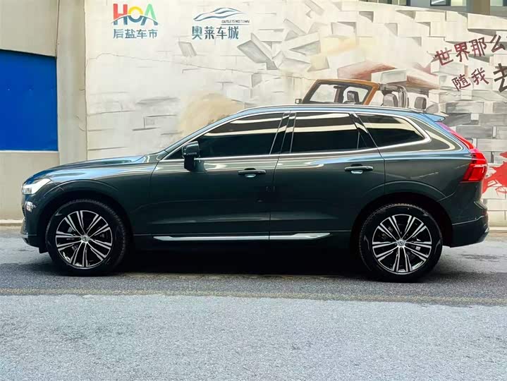 Volvo XC60 2022 B 5 4 WD — фото 14