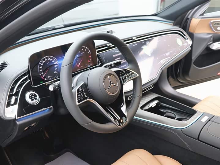 Mercedes-Benz E-Class 2026 E 300 L Luxury — фото 13