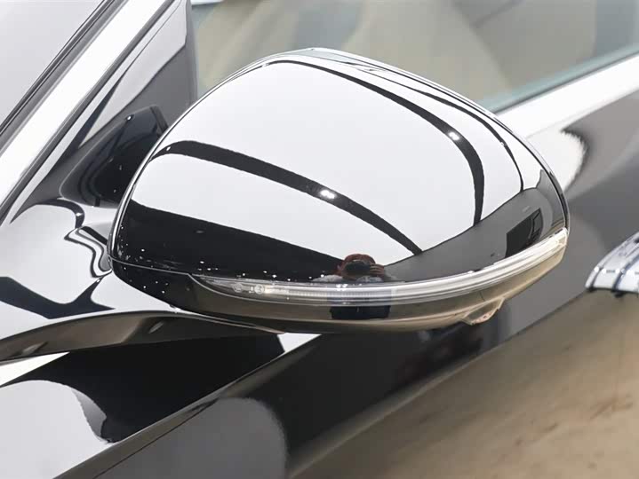 Mercedes-Benz E-Class 2026 E 300 L Luxury — фото 28