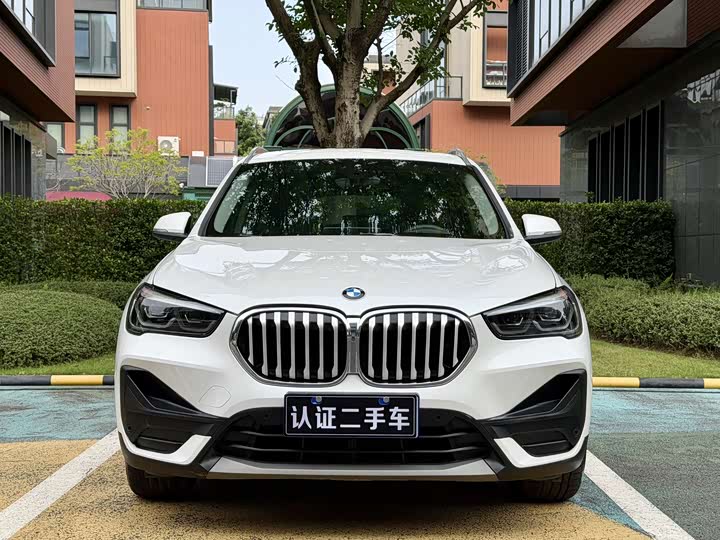 BMW X1 2021 s Drive 25 Li Leading — фото 2