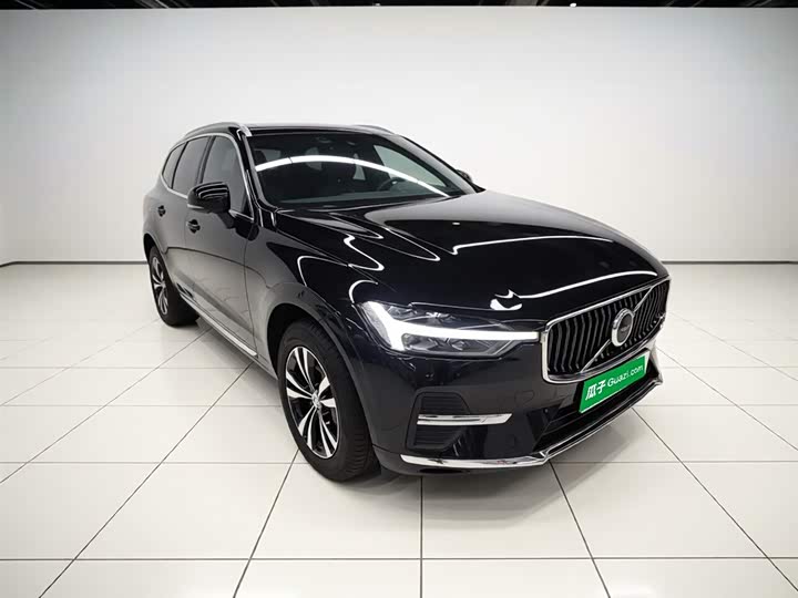 Volvo XC60 2024 B 5 4 WD — фото 4
