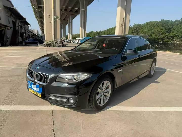 BMW 5-Series 2017 520 Li
