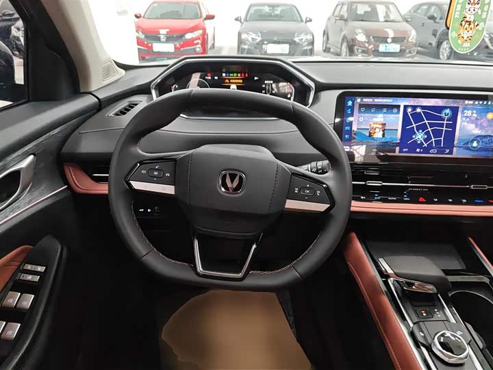 Changan CS55 PLUS 2024 1.5 T DCTPremium — фото 11
