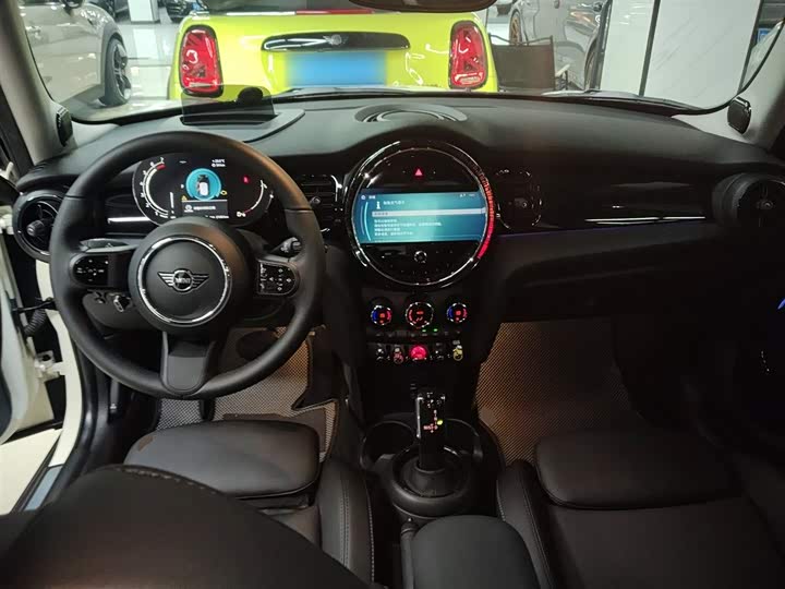 MINI Hatch — фото 10