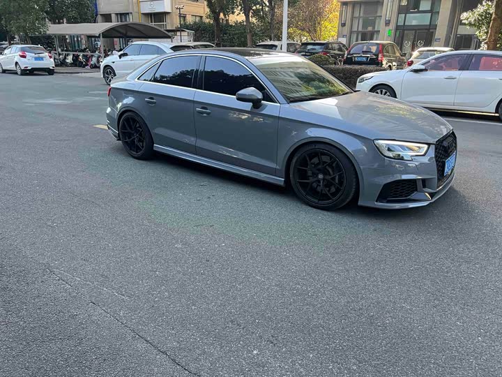 Audi S3 рестайлинг S3 2.0T Limousine — фото 3