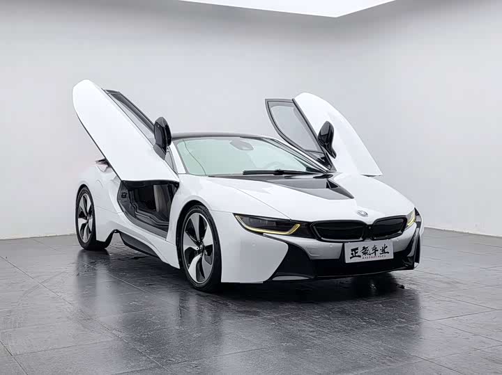 BMW i8 2014 Standard — фото 8
