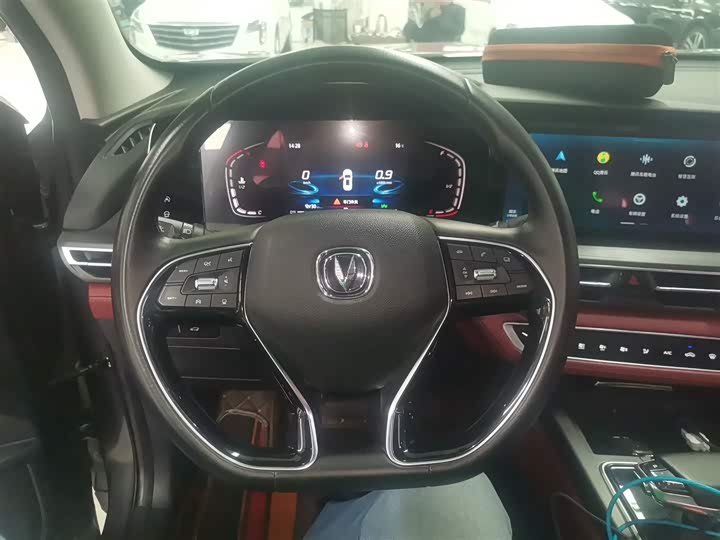 Changan CS75 PLUS 2020 2.0 T AT — фото 11