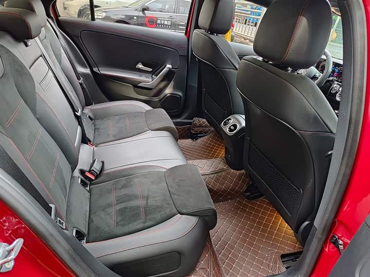 Mercedes-Benz A-Class 2023 A 200 L — фото 11