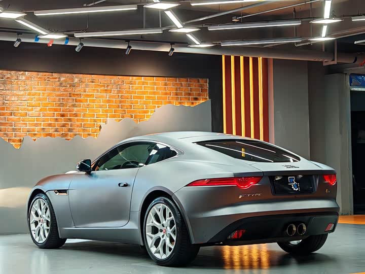 Jaguar F-TYPE 2015 3.0 SC — фото 10
