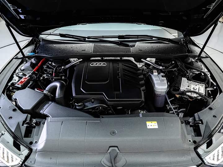 Audi A7L 2024 45 TFSI Luxury — фото 8