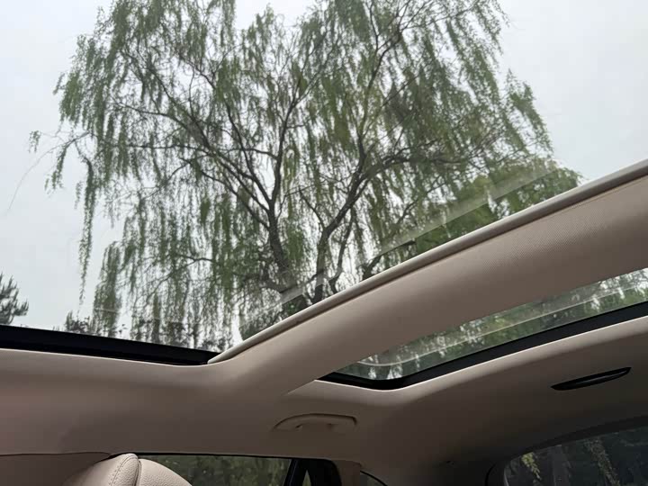 Mercedes-Benz GLC 2016 GLC 260 4 MATIC Luxury — фото 16