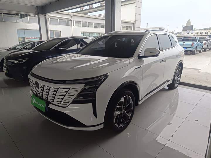 Changan CS75 PLUS 2025 1.5 T — фото 2