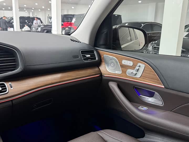 Mercedes-Benz GLS 2023 GLS 450 4 MATIC Luxury — фото 14