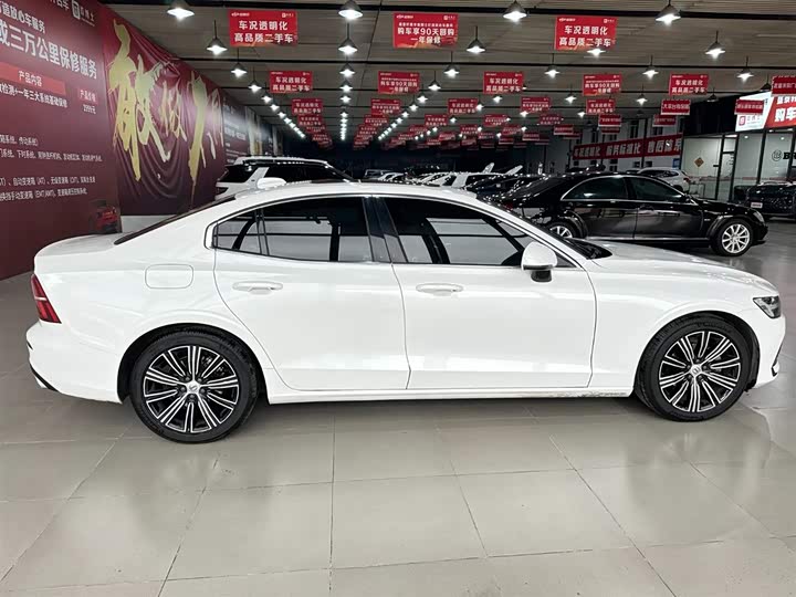 Volvo S60 2020 T 4 — фото 15